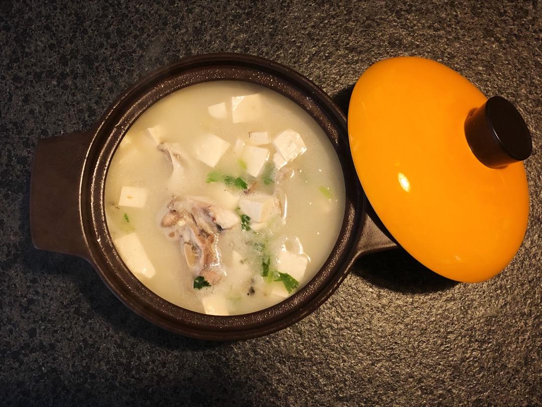 鱼头豆腐汤