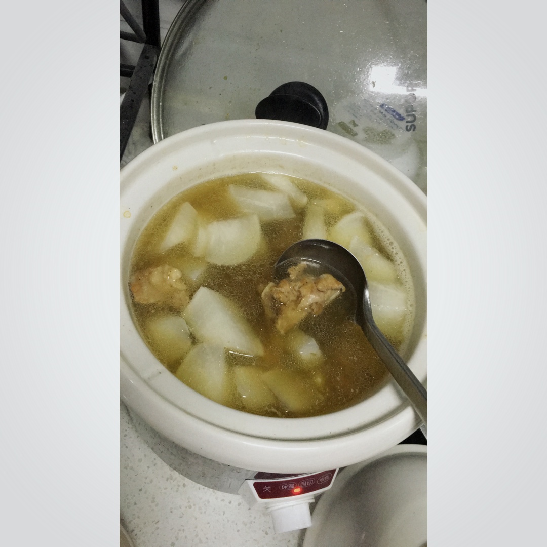 萝卜排骨汤