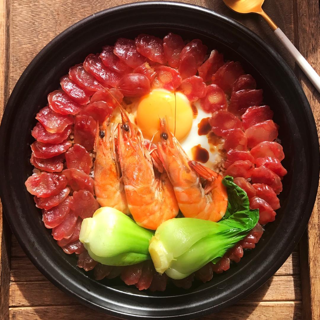 香肠煲仔饭