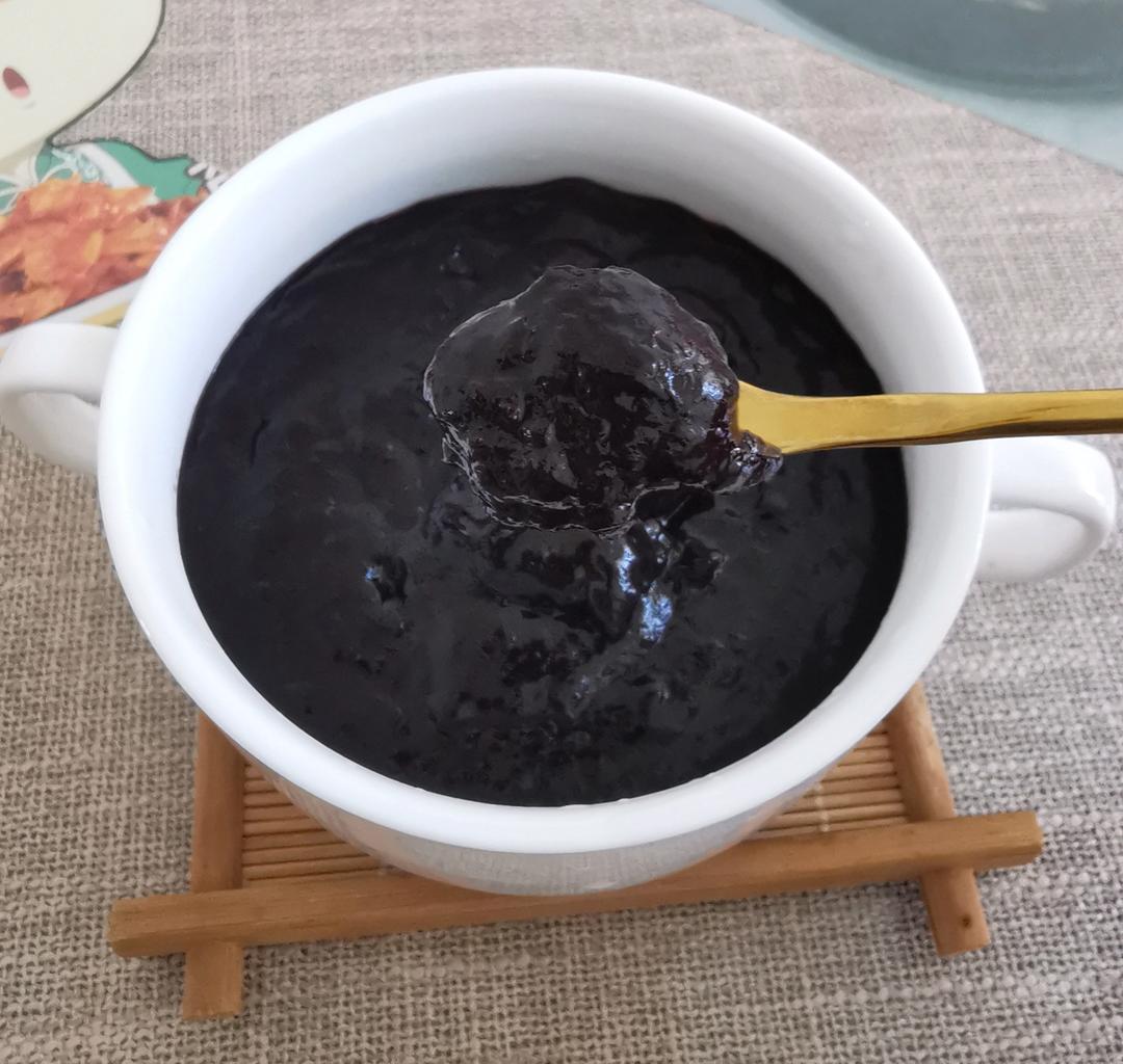 蓝莓慕斯