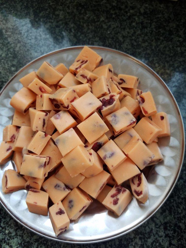 牛轧糖60粒模具的配方