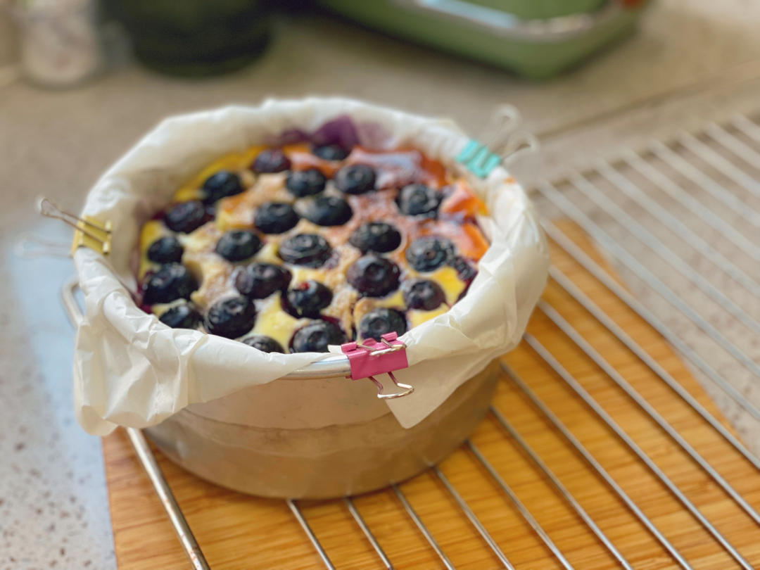 无油无糖不打发💁‍♀️低卡爆浆蓝莓酸奶蛋糕-伪巴斯克🍰