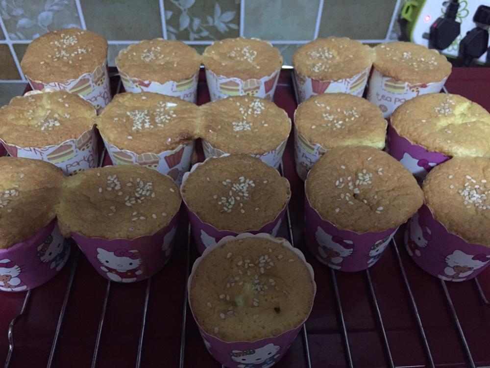 无油脆皮小蛋糕