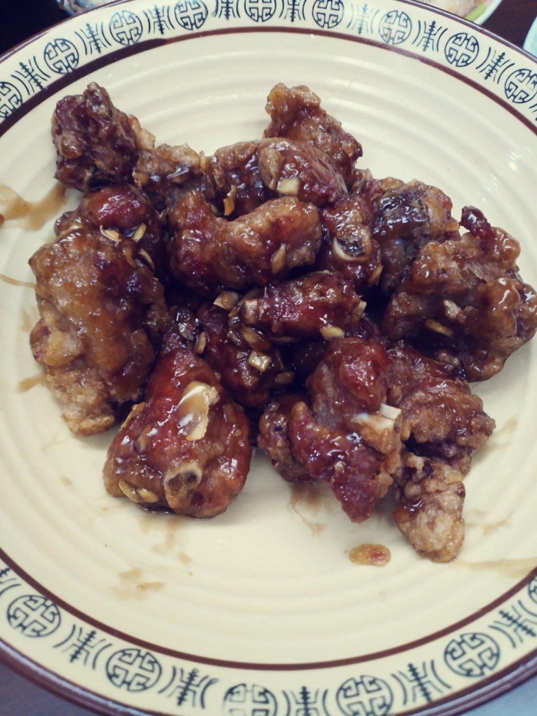 厨师长教你：“糖醋排骨”的传统做法，口感丰富细腻