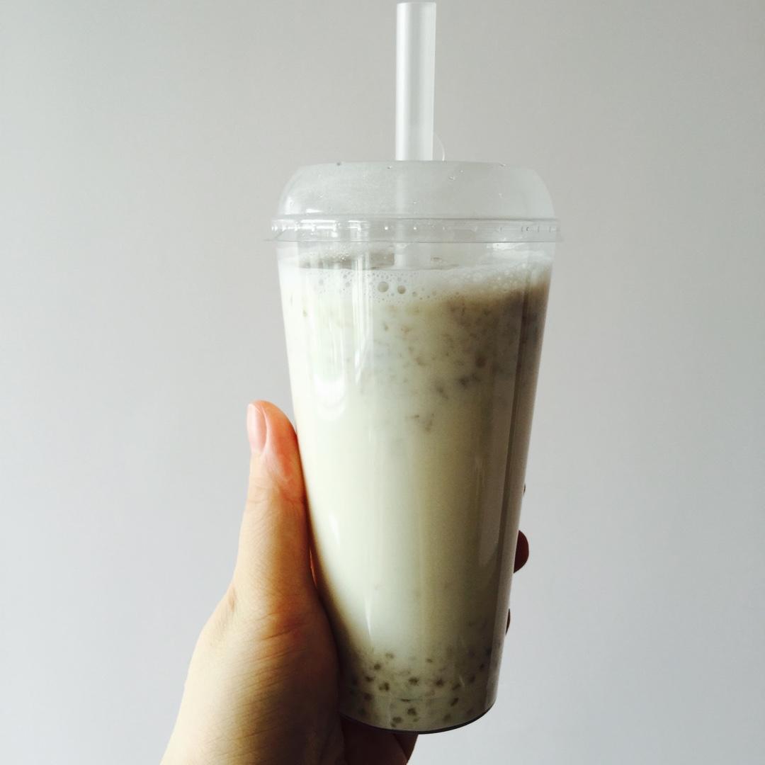 coco鲜芋薏米牛奶