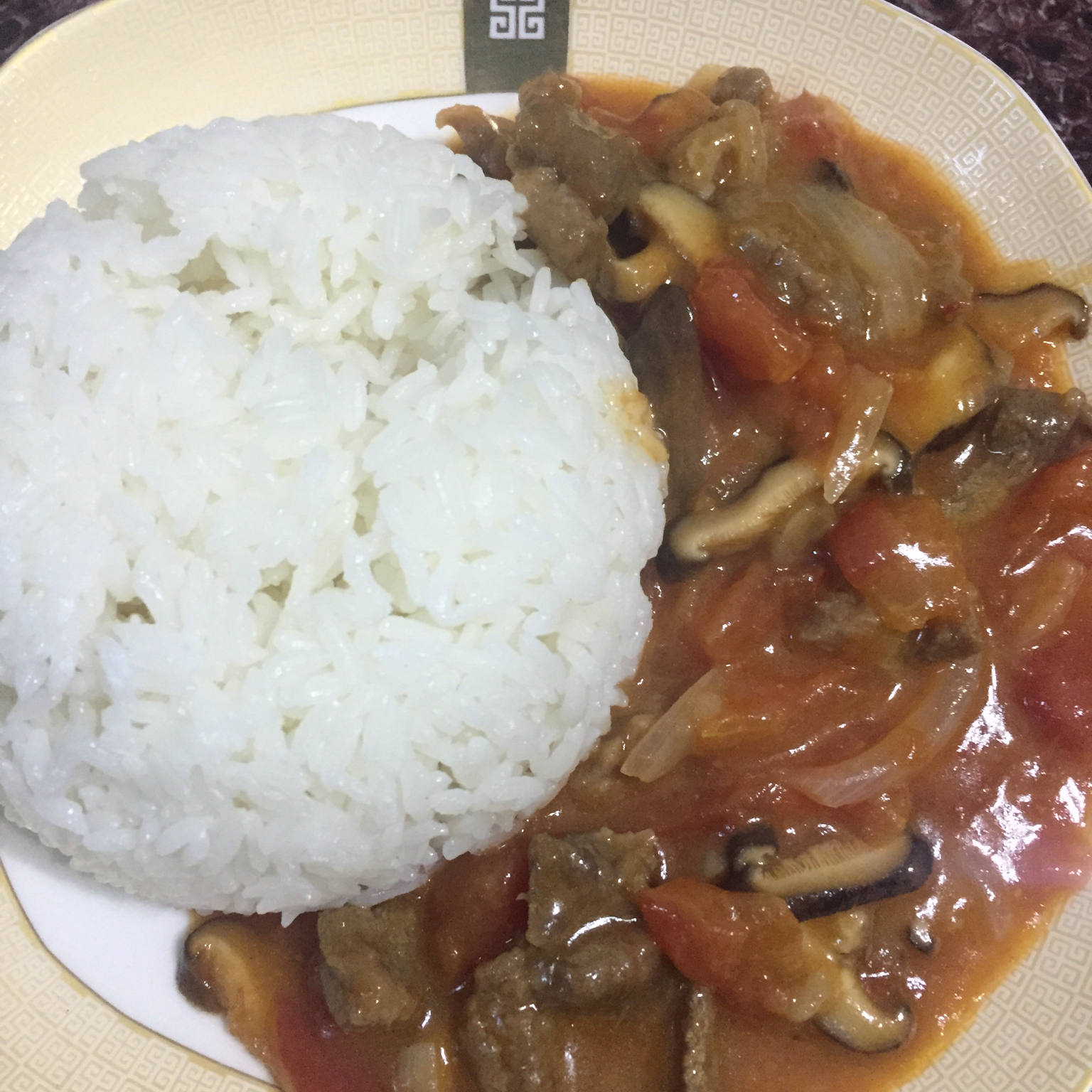 番茄牛肉盖饭（快手一人午餐）