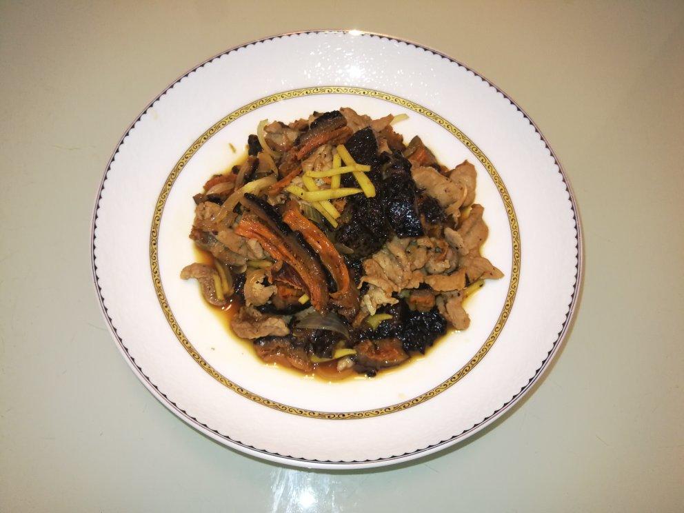 肉丝焖海参