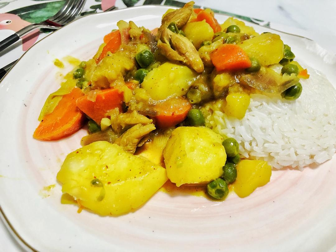 咖喱鸡肉饭