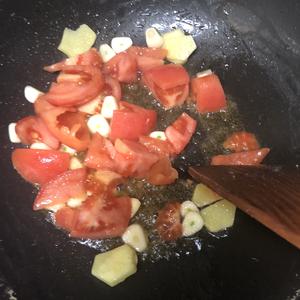 番茄鸡肉丸子汤的做法 步骤5