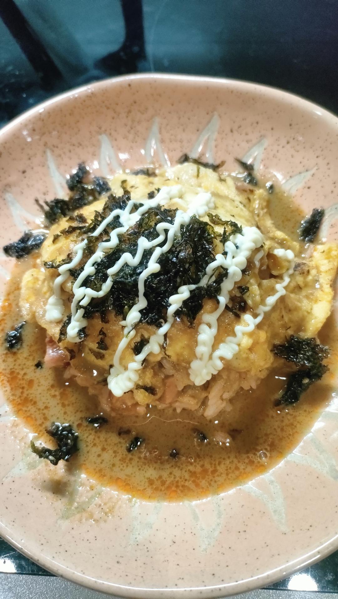 干饭人必备富士山咖喱蛋包饭