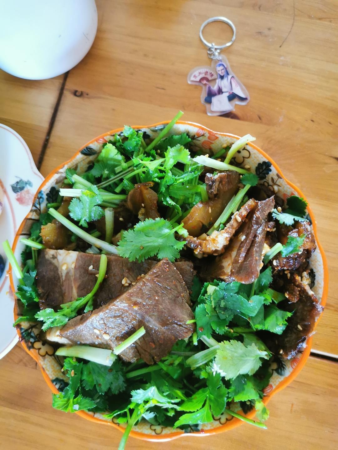 丈母娘吃了都夸的凉拌香菜牛肉