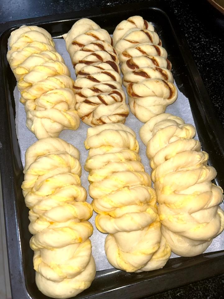 咸蛋黄奶酥面包（免模具）