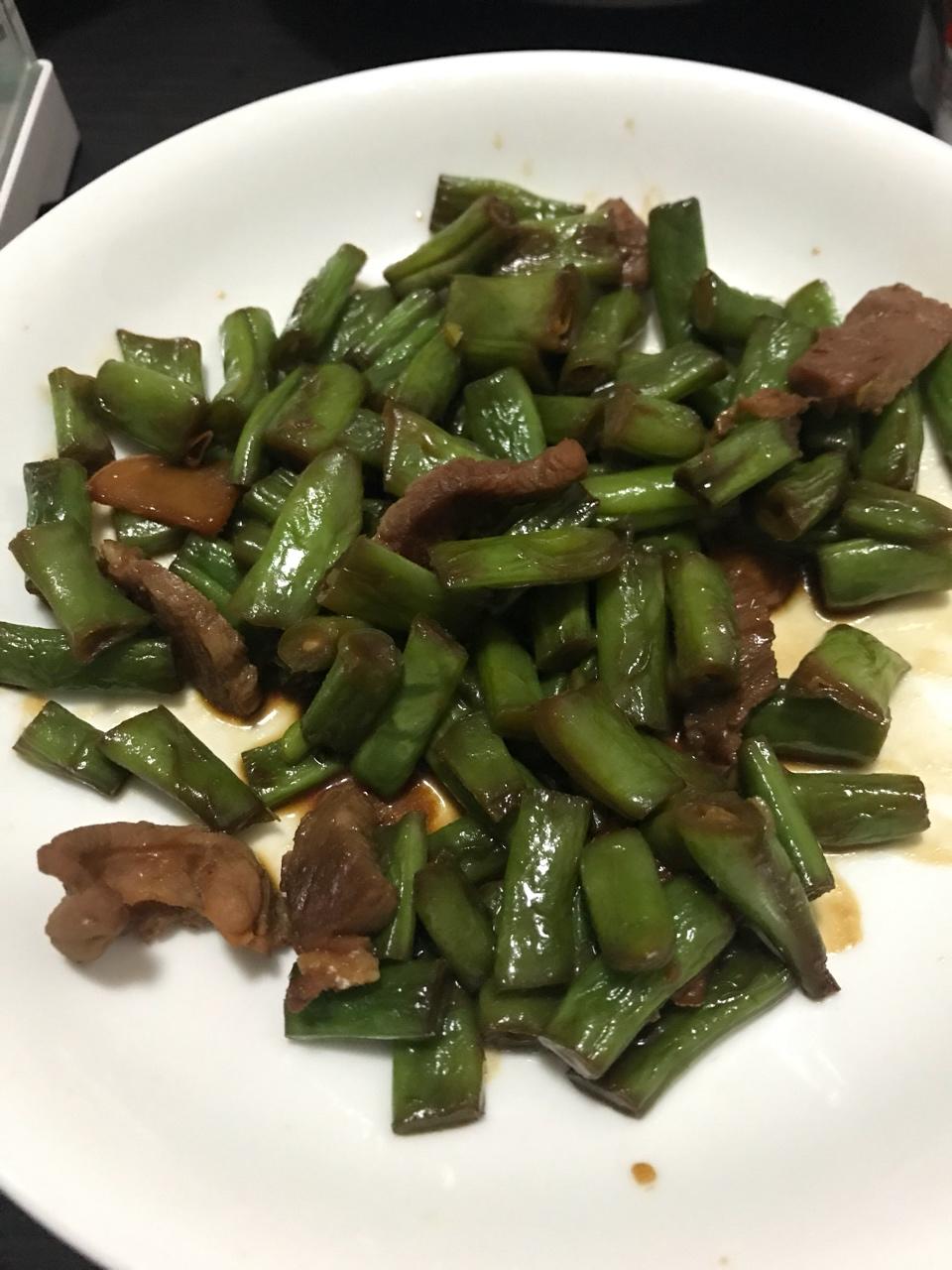 干煸豆角炒肉