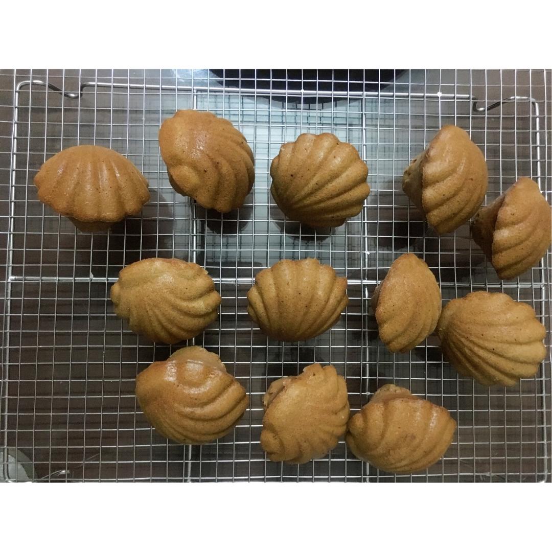 柠檬白巧克力玛德琳
