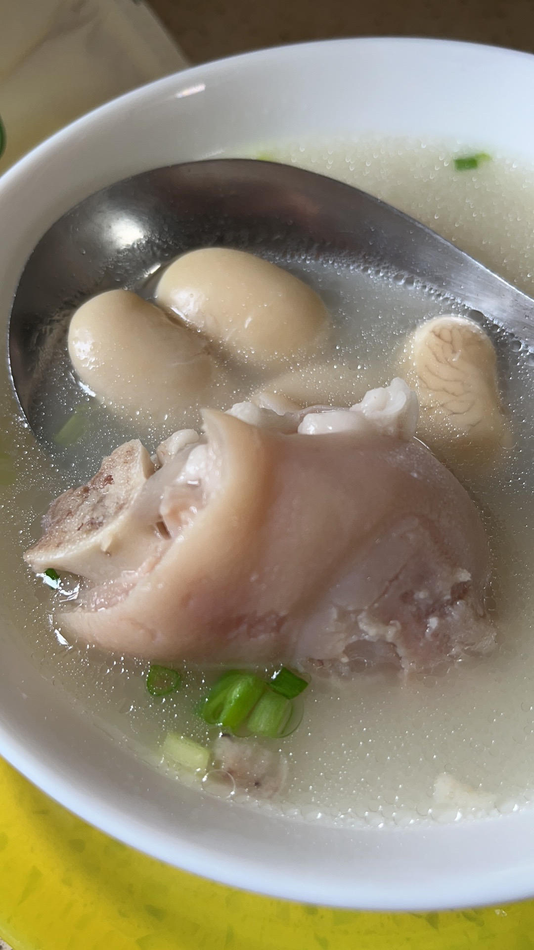 雪豆炖猪蹄——出白汤的关键所在