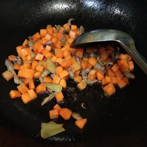 蹭蹭长个🌱肉丝炒黄豆胡萝卜丁的做法 步骤4