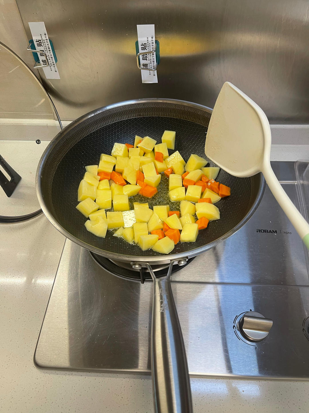 零失败日式咖喱鸡肉饭！！最正宗日本家庭做法！简单又好吃！