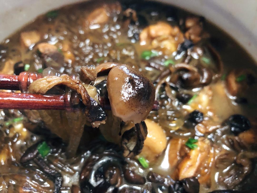 小鸡炖蘑菇