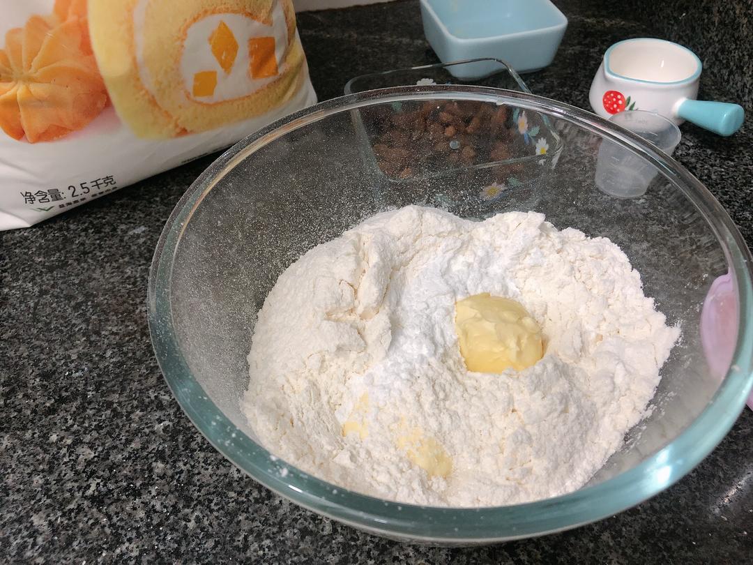 纯奶手撕吐司的做法 步骤1