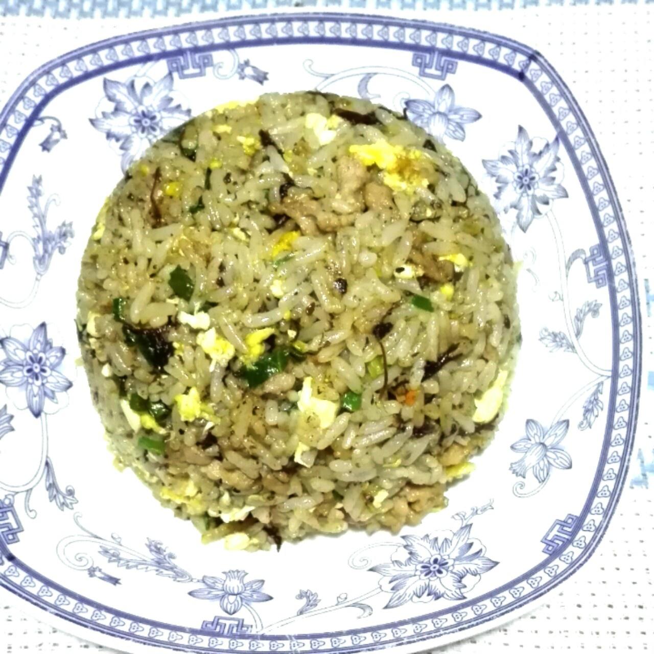橄榄菜鸡蛋炒饭