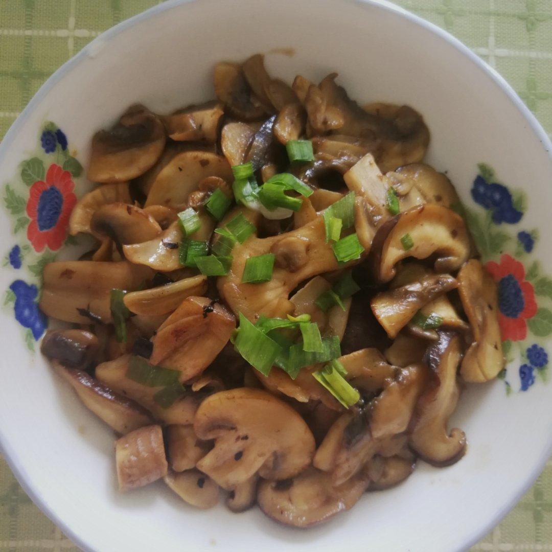 秋天多吃菌菇，清肠养胃比肉好吃，晒朋友圈大家都来问我怎么做