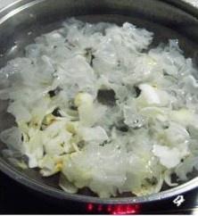 木瓜银耳百合汤的做法 步骤4