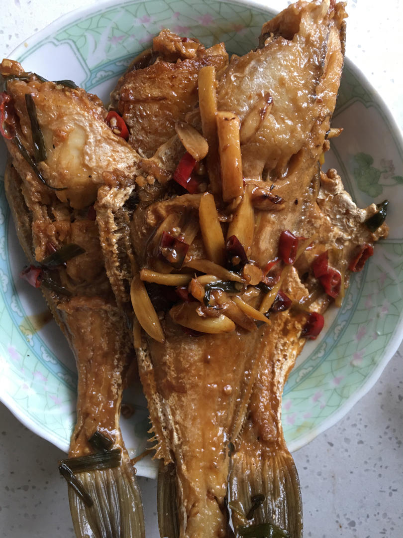 红烧剥皮鱼