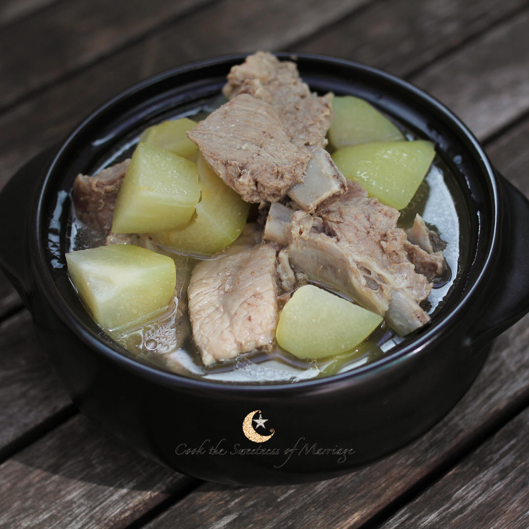 老火靓汤之海带绿豆薏米瑶柱汤