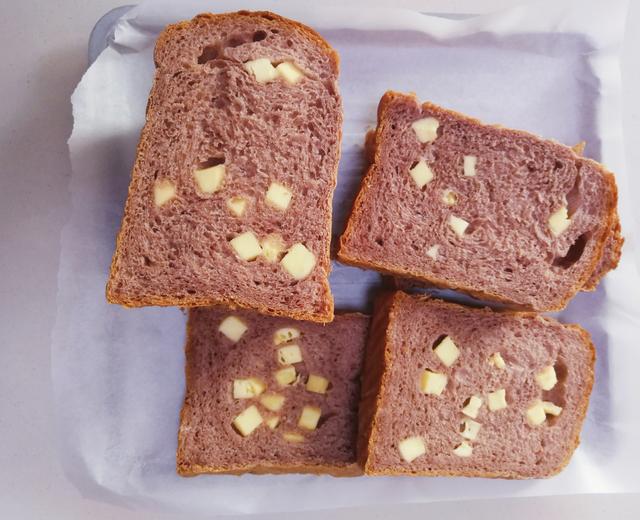 紫米芝心汤种吐司:细腻绵软的组织+大满足芝士丁的做法