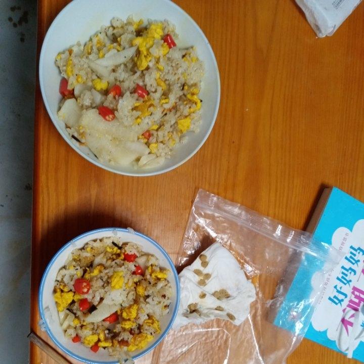 鸡蛋炒米饭（蛋炒饭）