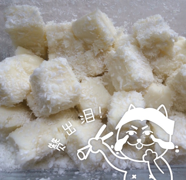 完胜85度C牛奶椰丝小方
