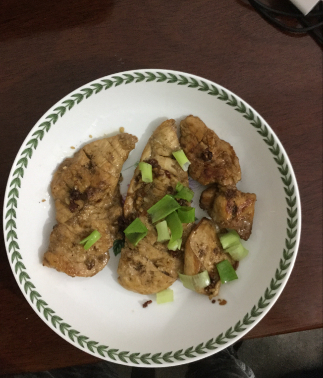 煎鸡胸肉