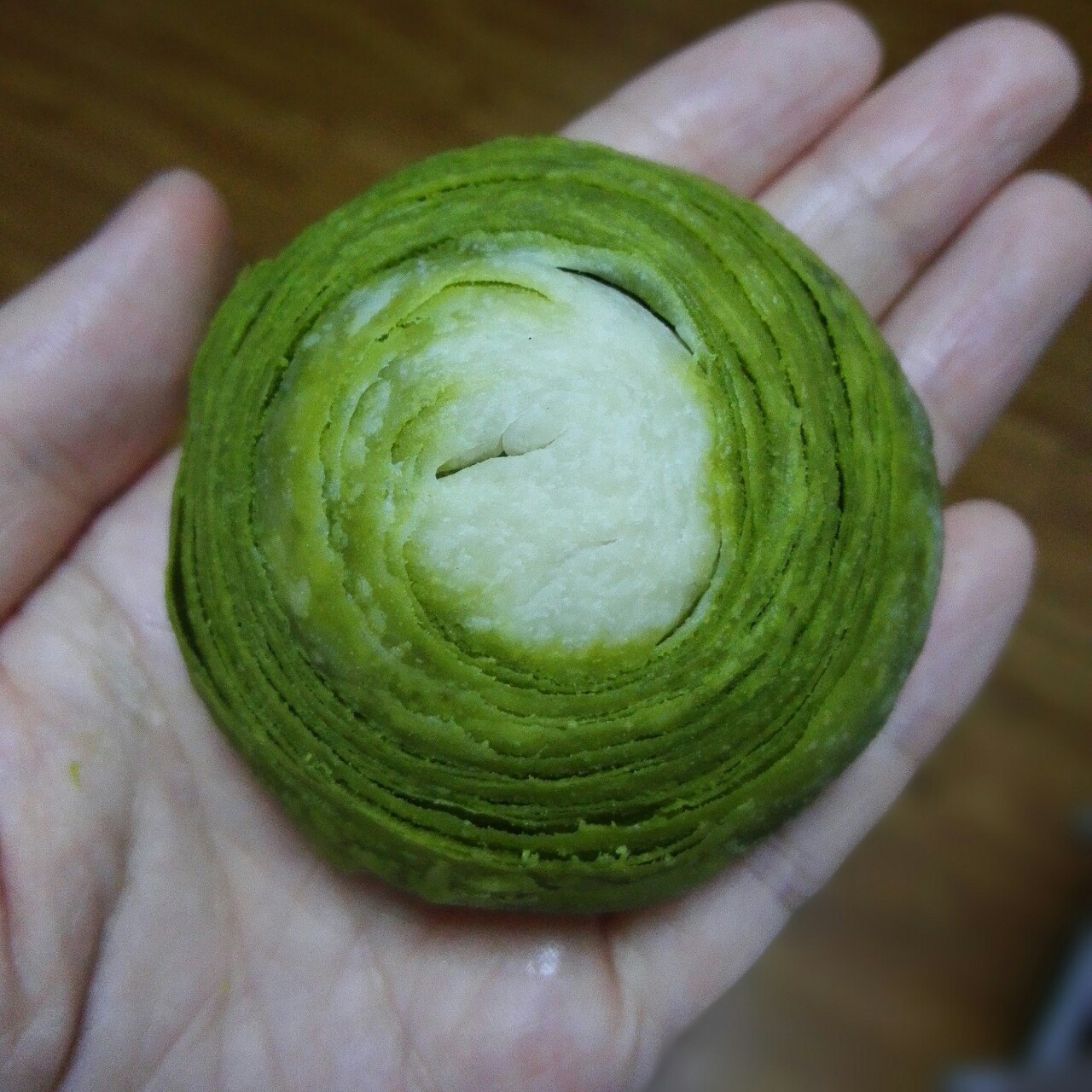 蛋黄酥~紫薯、抹茶、原味~花好月圆，中秋快乐~内附一次做六色蛋黄酥方法~