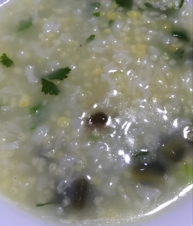 十五分钟快手之香滑皮蛋瘦肉粥(附五分钟电饭煲电压力锅更快捷方法)