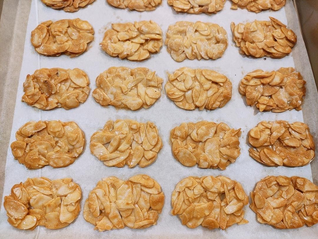 嘎嘣脆倍儿香的～杏仁瓦片脆