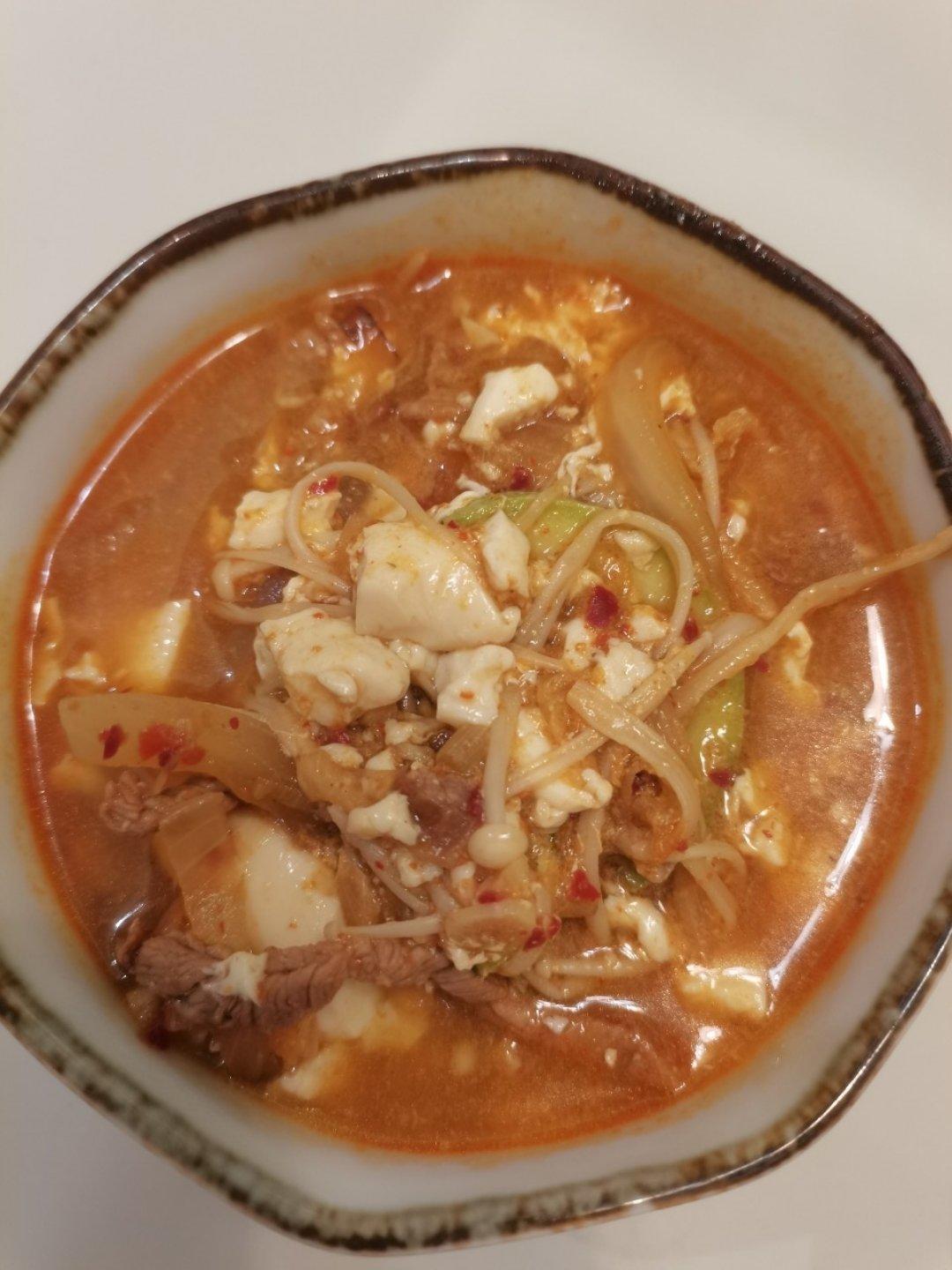 韩国大妈亲授— 韩式泡菜豆腐汤