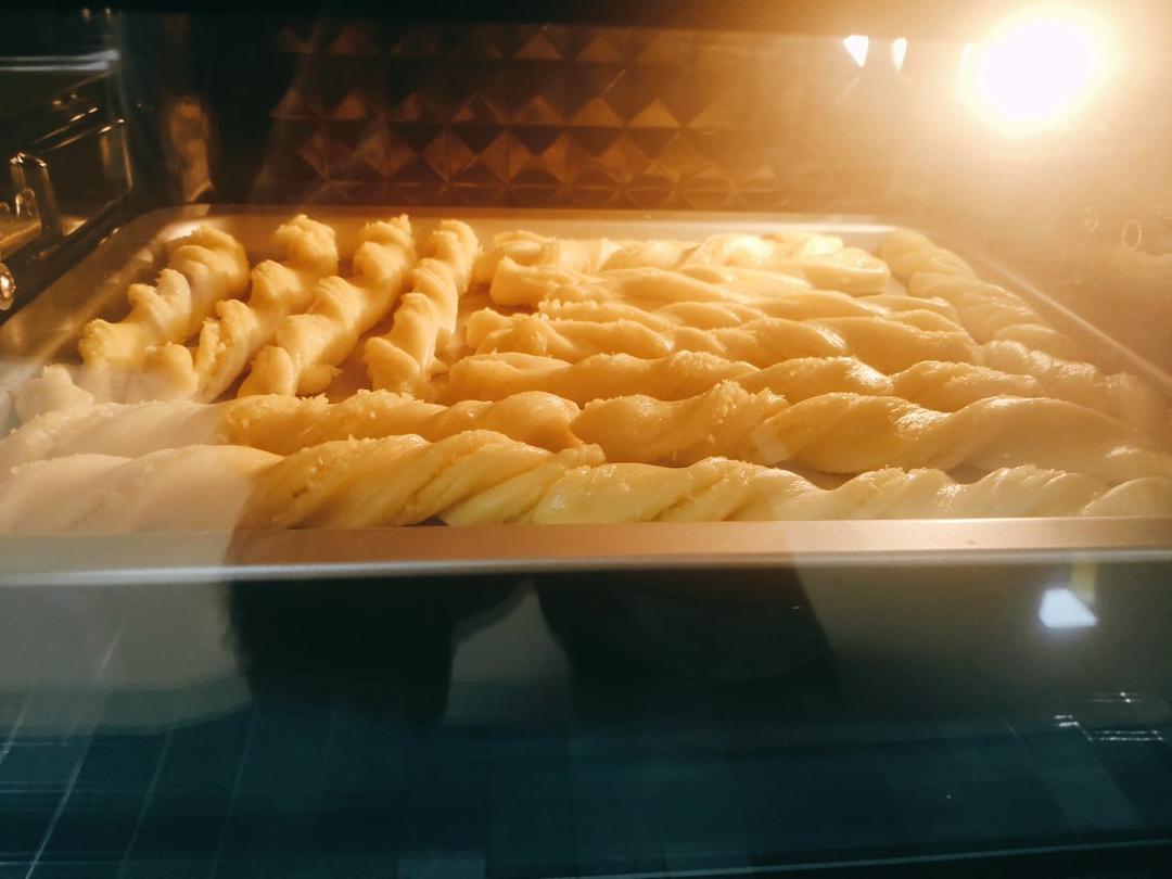 椰蓉面包棒 | 附自制椰蓉馅 两种整形方法