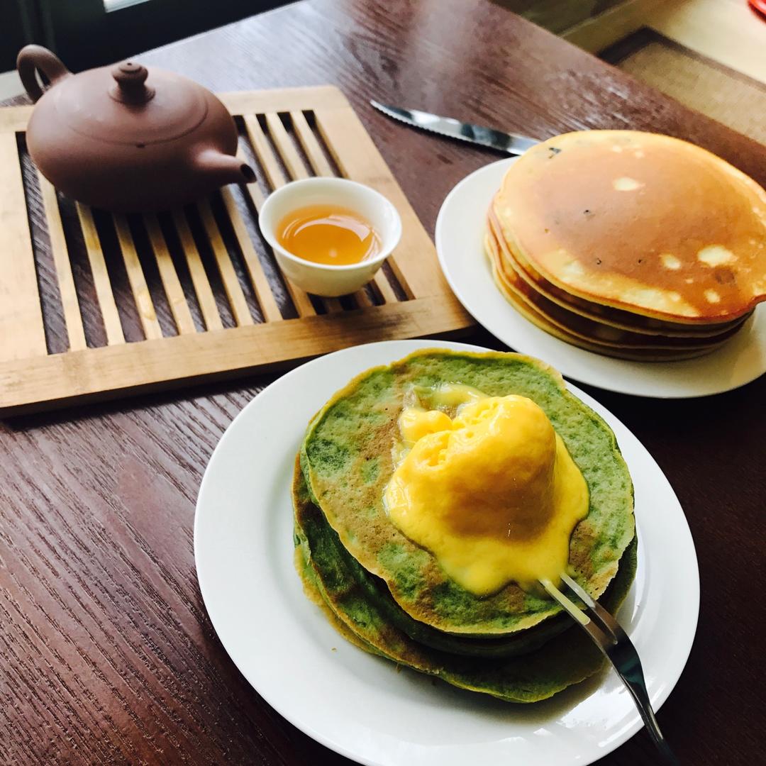 【视频】羊奶葡萄干松饼pancakes & 羊奶奶茶