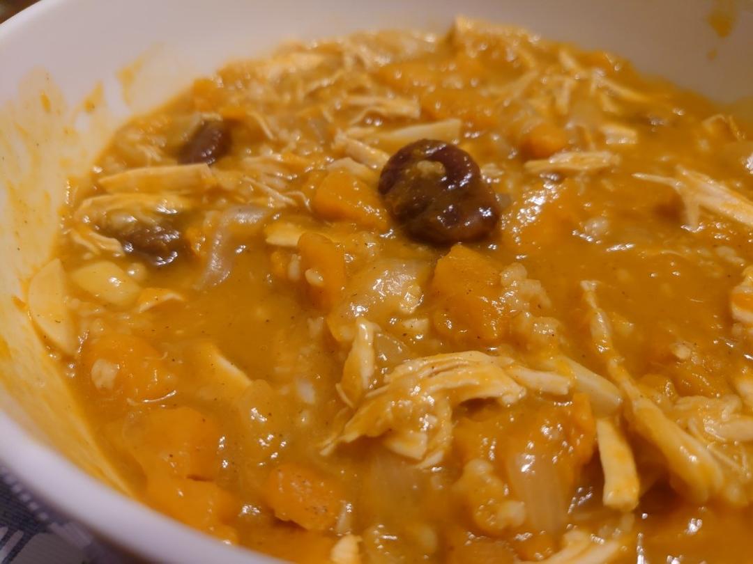 南瓜栗子鸡汤丨健康·三餐