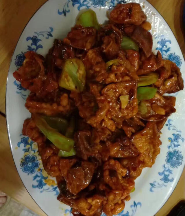 溜肉段烧茄子（东北硬菜呀哈哈）