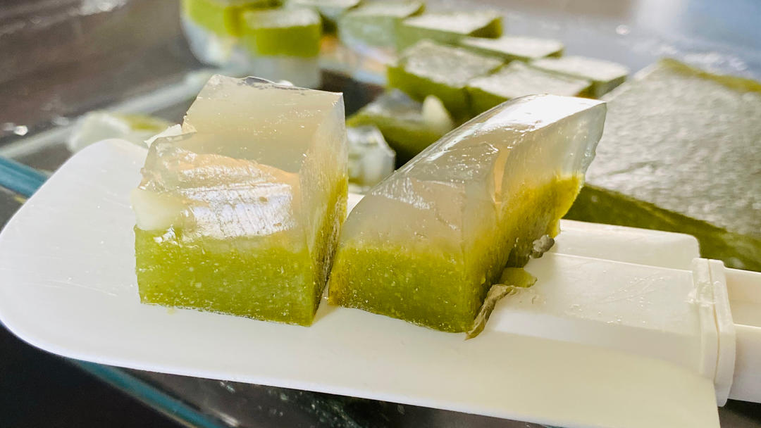 pinewood做的斑斓椰汁千层马蹄糕,广东人的最爱,配方比例详细介绍.