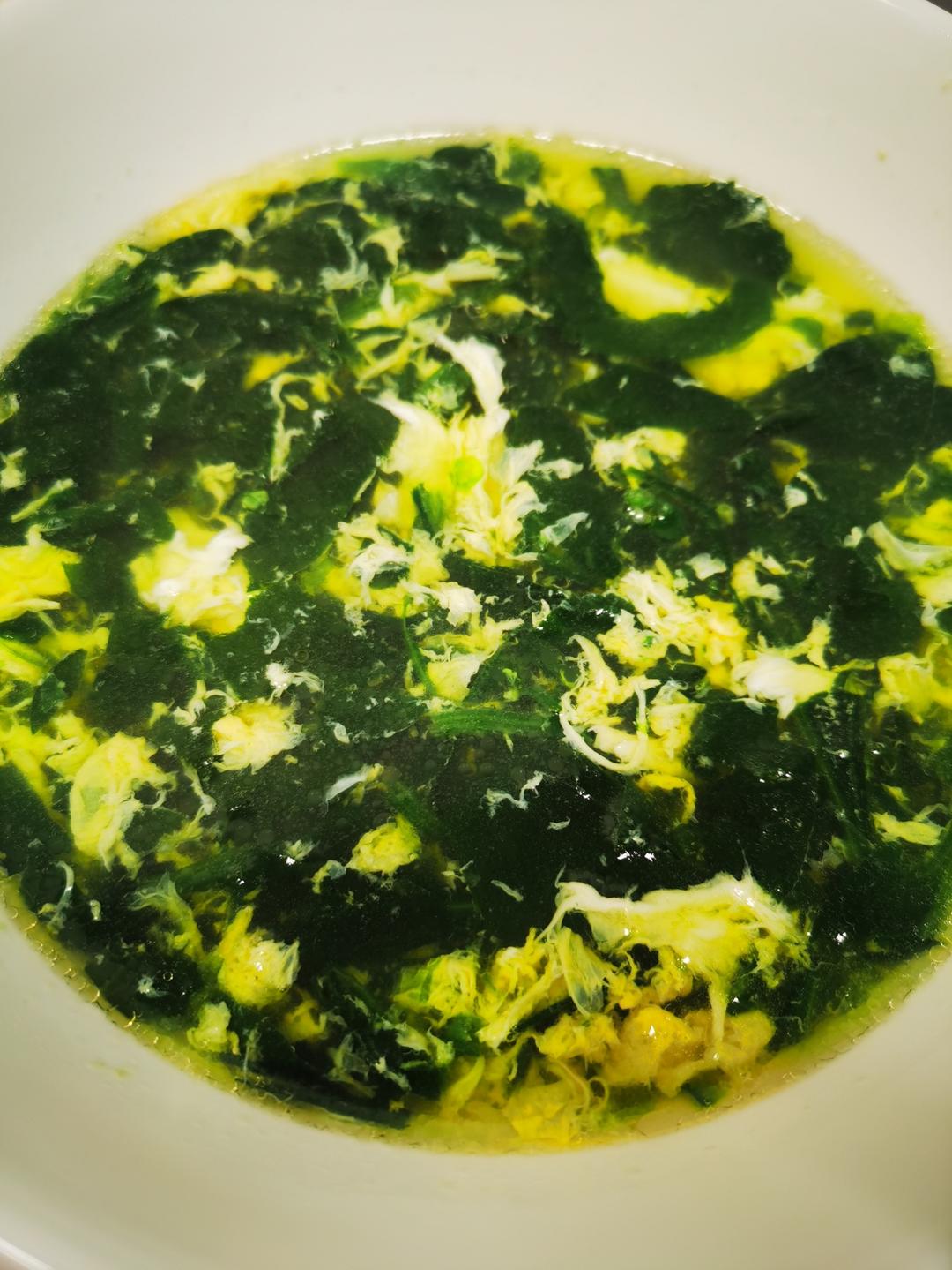 菠菜鸡蛋汤                                    减脂必备，超低卡路里