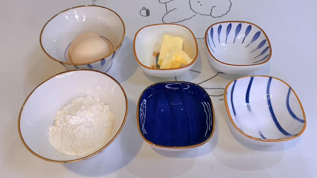 一口一个小巧可爱—迷你小泡芙