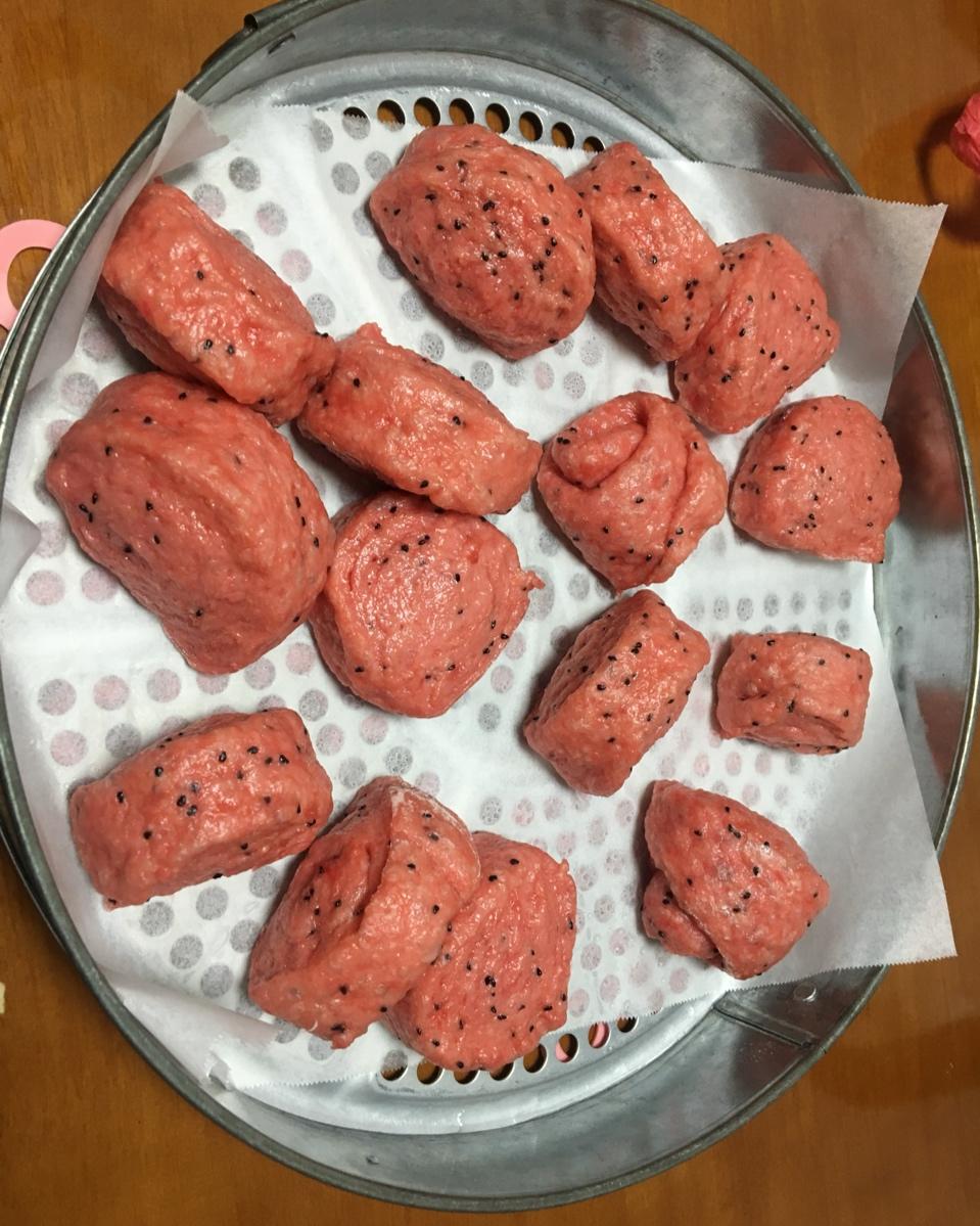 火龙果馒头