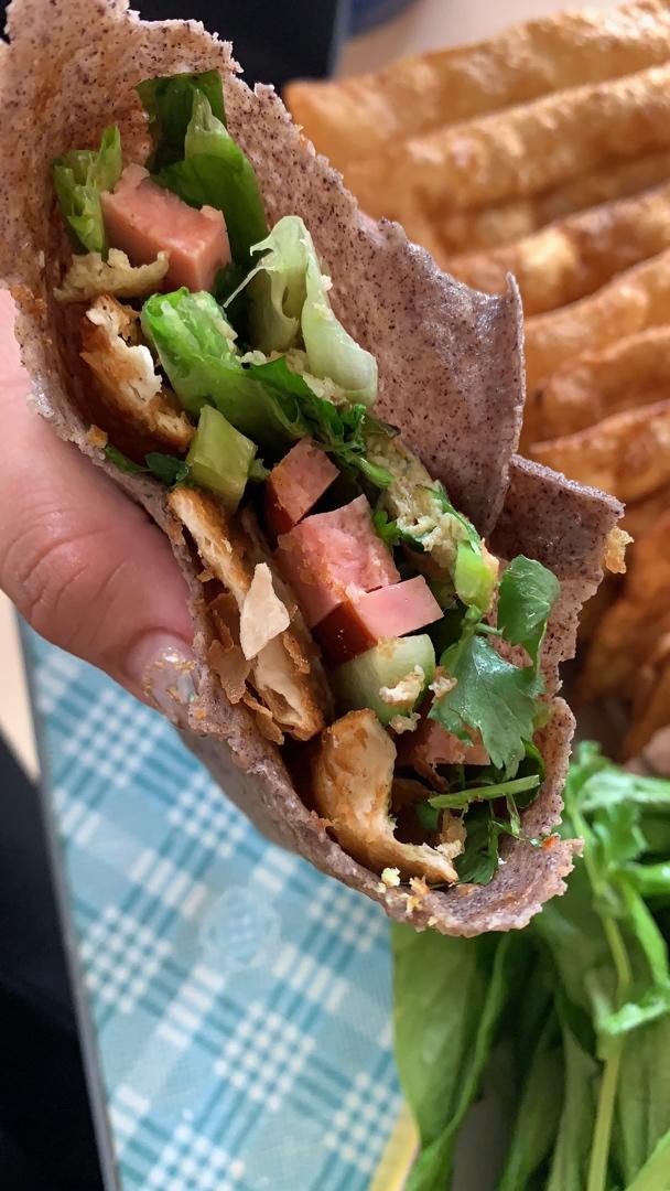 天津卫的早餐～煎饼果子