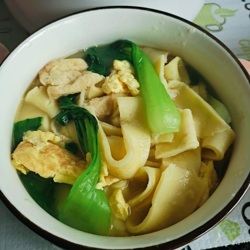 蛋面还是鸡蛋饼？