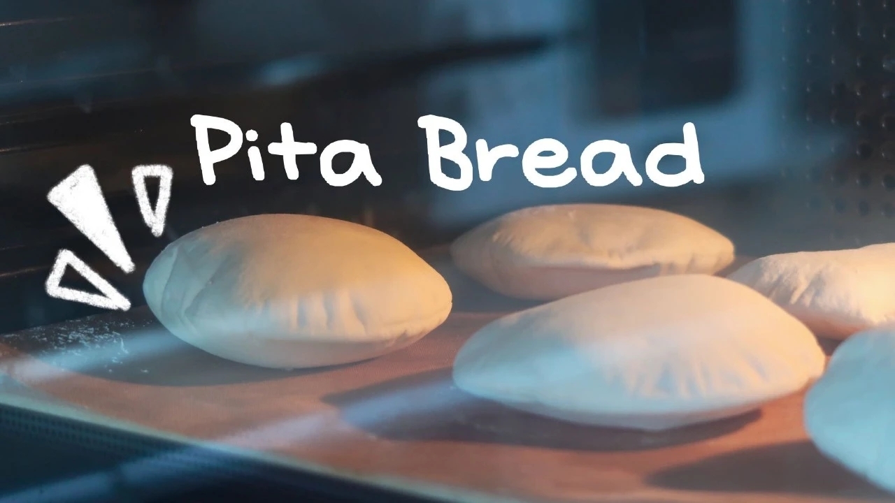 烤箱版皮塔饼pita，圆鼓鼓的太治愈了，把里面塞满你想吃的的做法