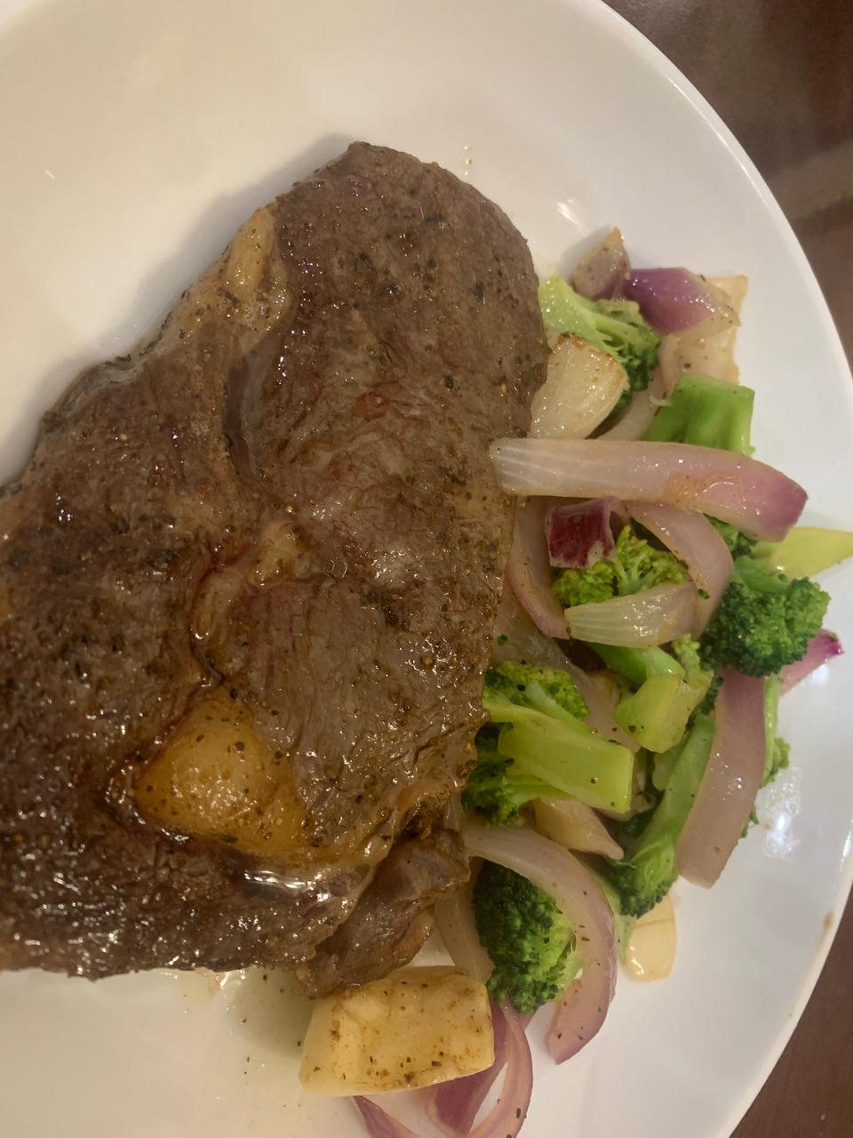 好吃到哭的煎牛排