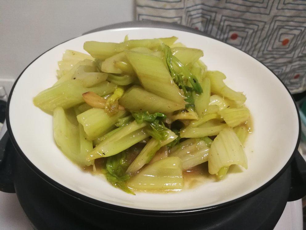 究极解油腻好菜：蒜炒西芹