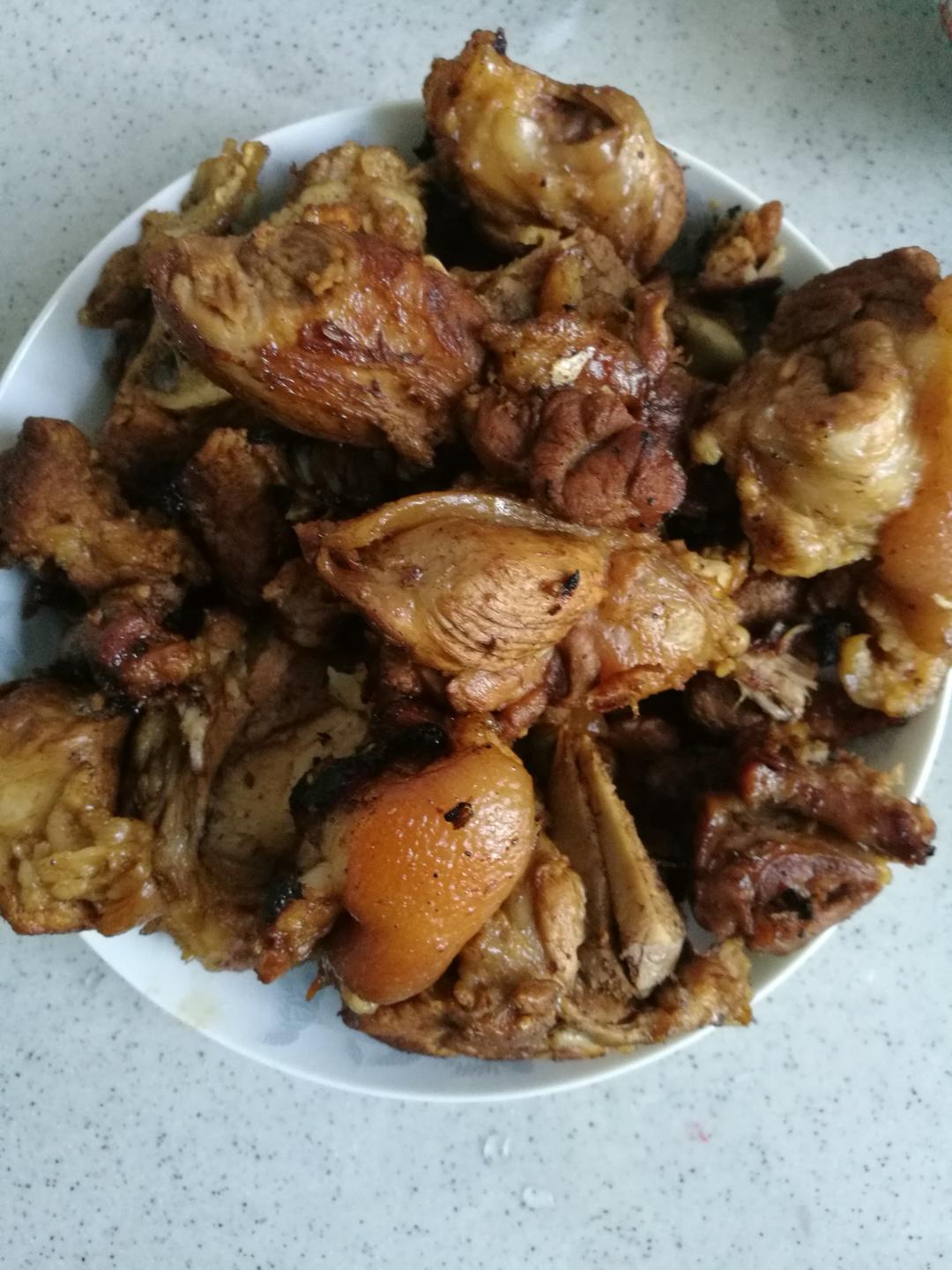 美味的家常菜：红烧猪蹄